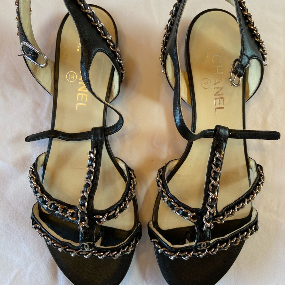 Chanel black thongs lambskin women’s